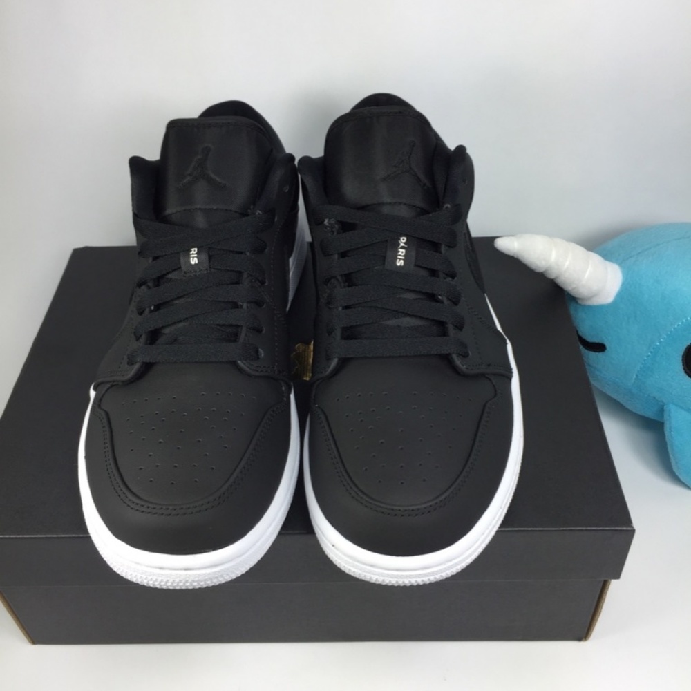NEW! Paris Saint-Germain x Nike Air Jordan 1 Low - Picture 4 of 8